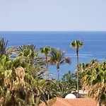 Cosy Near The Sea In Americas *