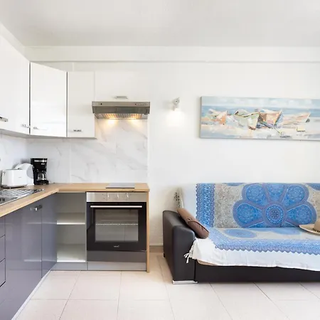 Cosy Near The Sea In Americas * 美洲海滩