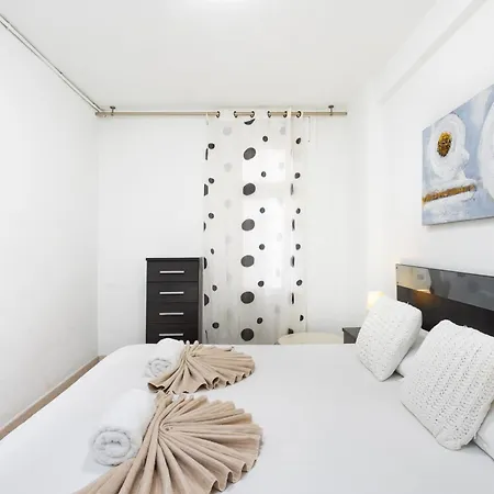 Cosy Near The Sea In Americas * 美洲海滩