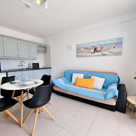Cosy Near The Sea In Americas Apartment *