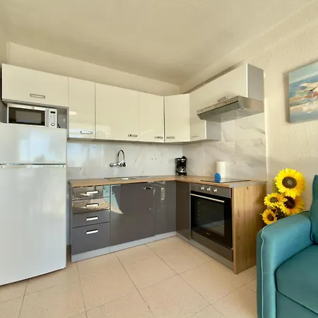Cosy Near The Sea In Americas * Playa de las Americas (Tenerife)